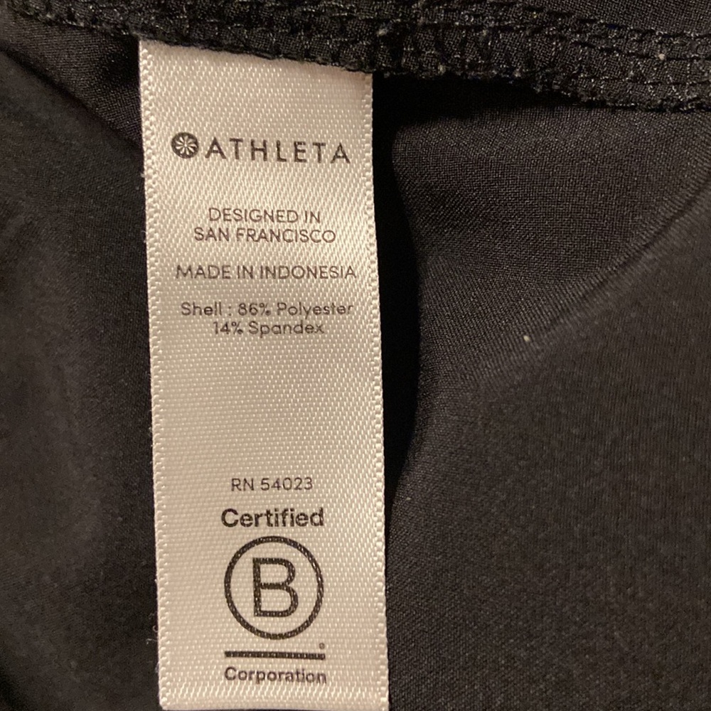 Athleta Women Pants size 4  inseam 28” excellent condition - Picture 10 of 12